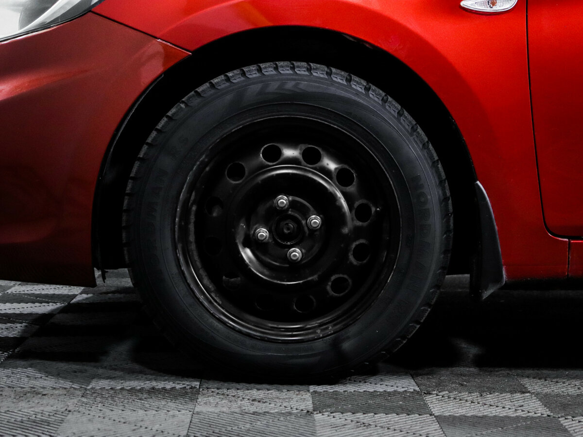 Hyundai Solaris б/у, 2013, Механическая. Фото: #11