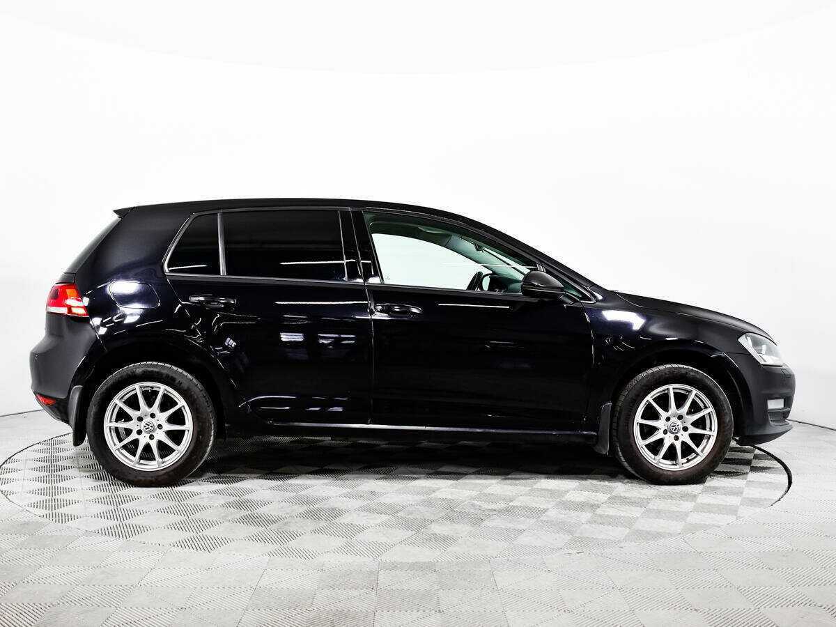 Volkswagen Golf б/у, 2013, Механическая. Фото: #3