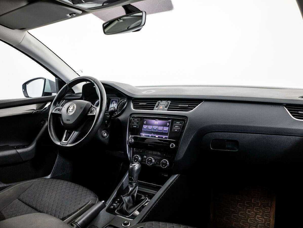 Skoda Octavia б/у, 2018, Автоматическая. Фото: #6