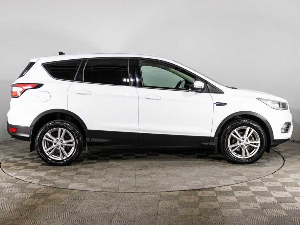 Ford Kuga б/у, 2018, Автоматическая. Фото: #3