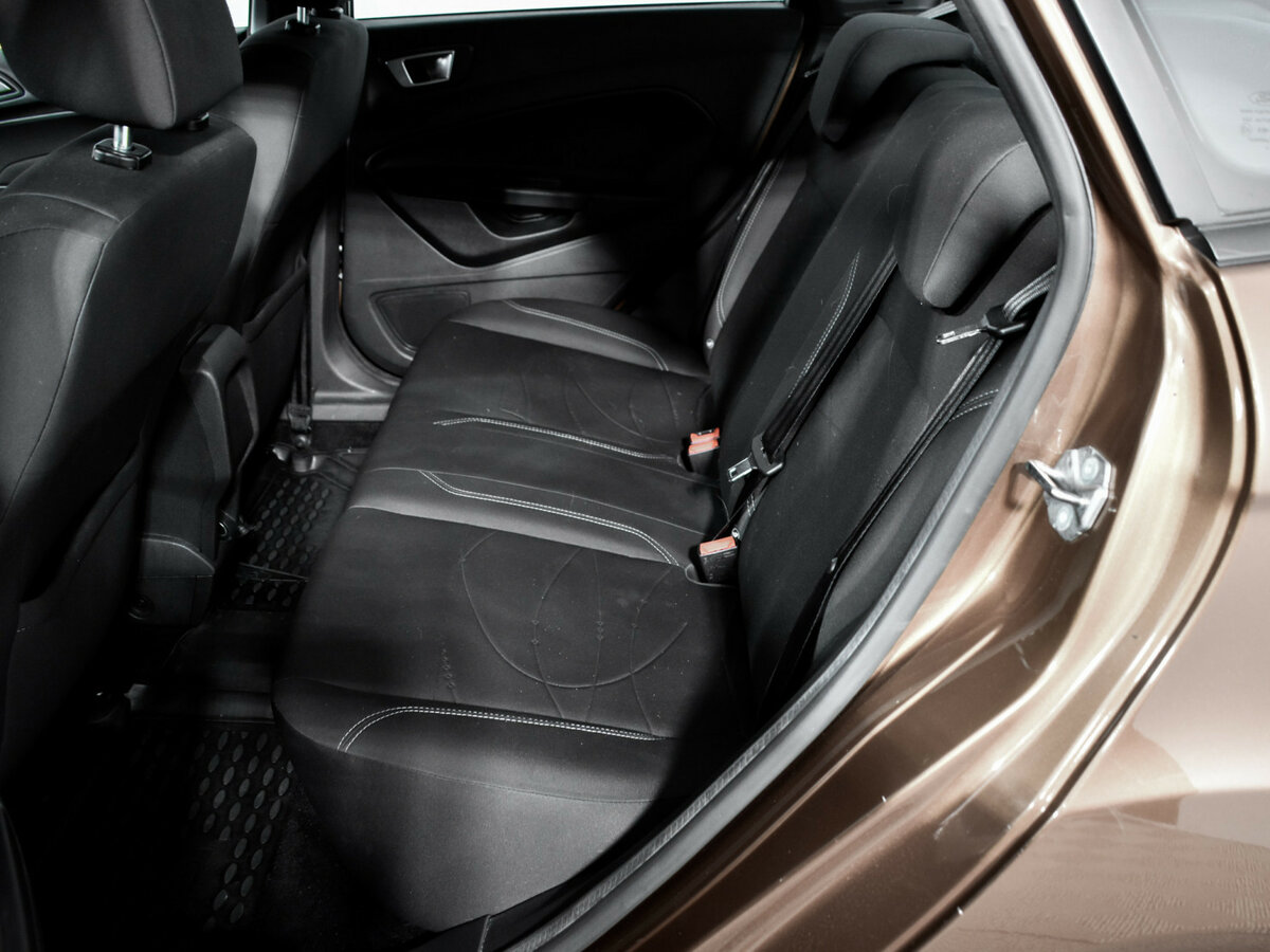 Ford Fiesta б/у, 2016, Роботизированная. Фото: #10