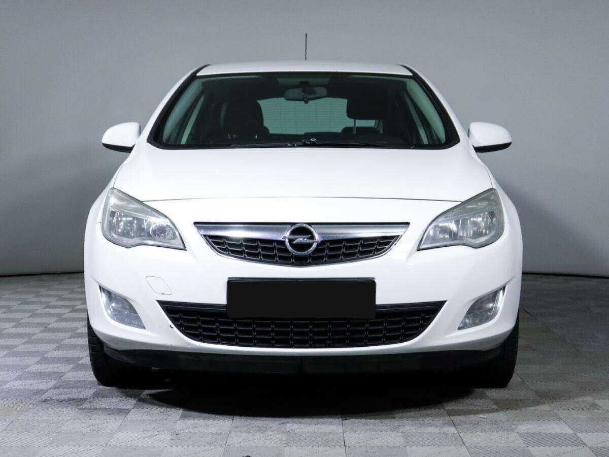 Opel Astra б/у, 2012, Автоматическая. Фото: #1