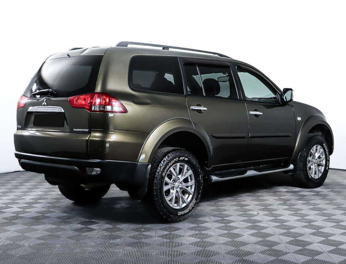 Mitsubishi Pajero Sport б/у, 2014, Автоматическая. Фото: #3