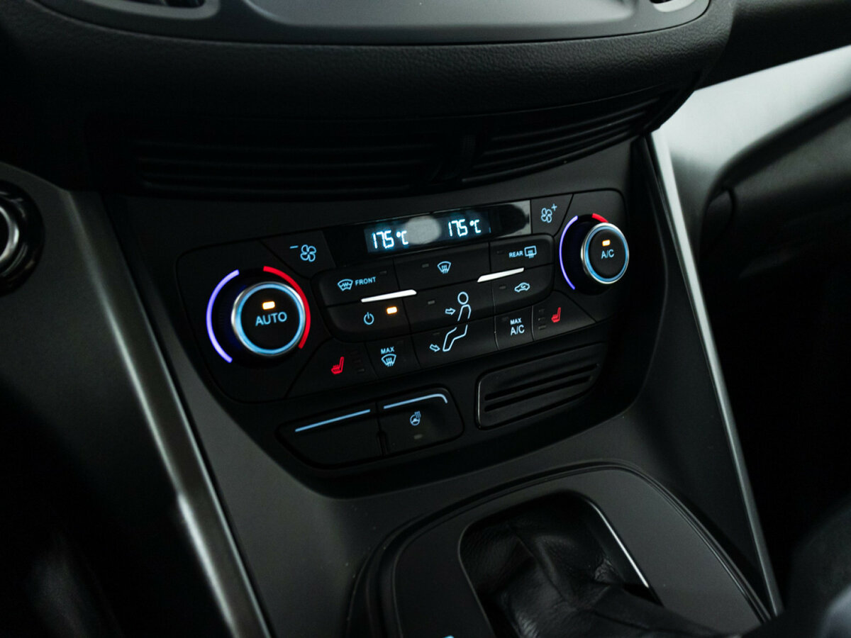 Ford Kuga б/у, 2017, Автоматическая. Фото: #15