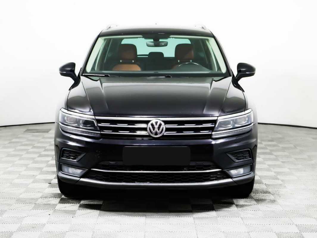 Volkswagen Tiguan б/у, 2017, Роботизированная. Фото: #1