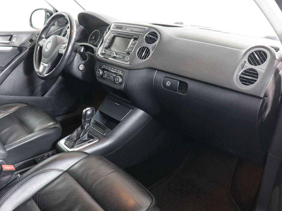 Volkswagen Tiguan б/у, 2012, Автоматическая. Фото: #5