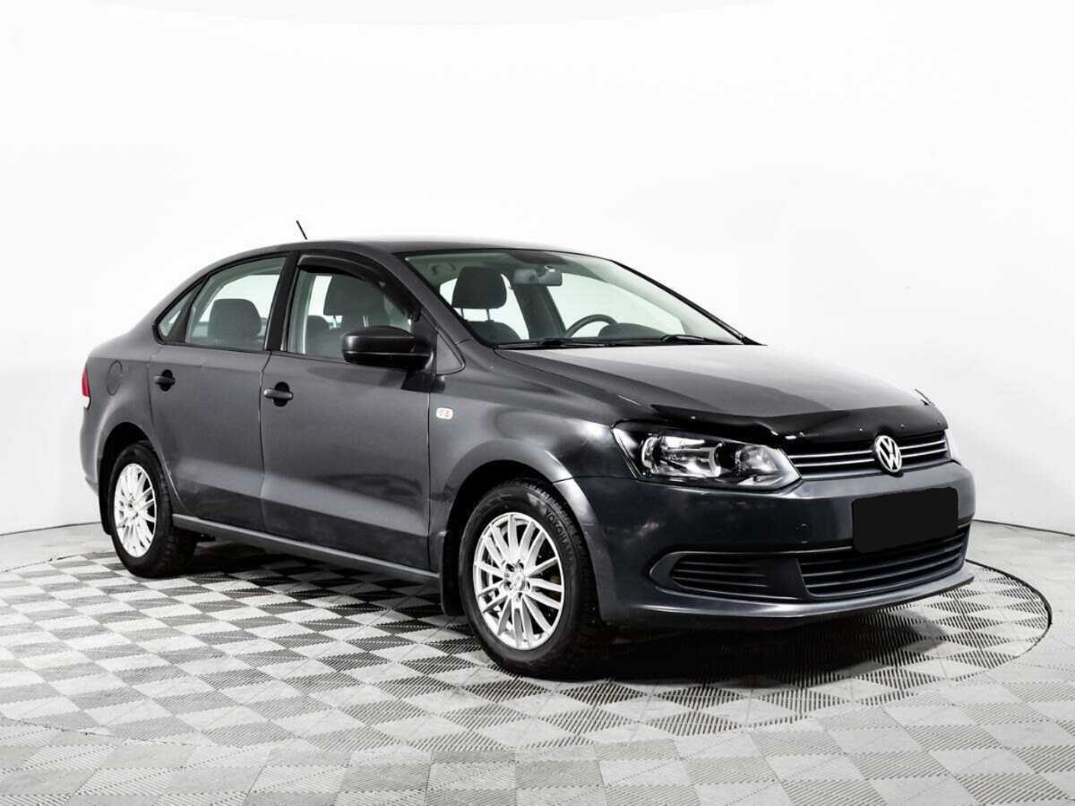 Volkswagen Polo б/у, 2013, Механическая. Фото: #2