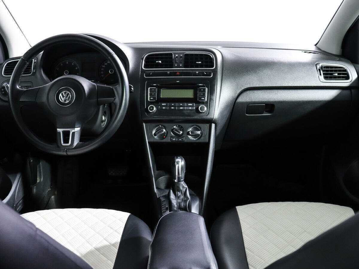 Volkswagen Polo б/у, 2012, Автоматическая. Фото: #11