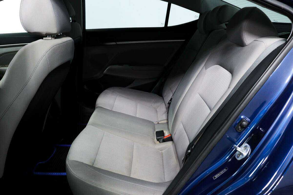 Hyundai Elantra б/у, 2016, Автоматическая. Фото: #11