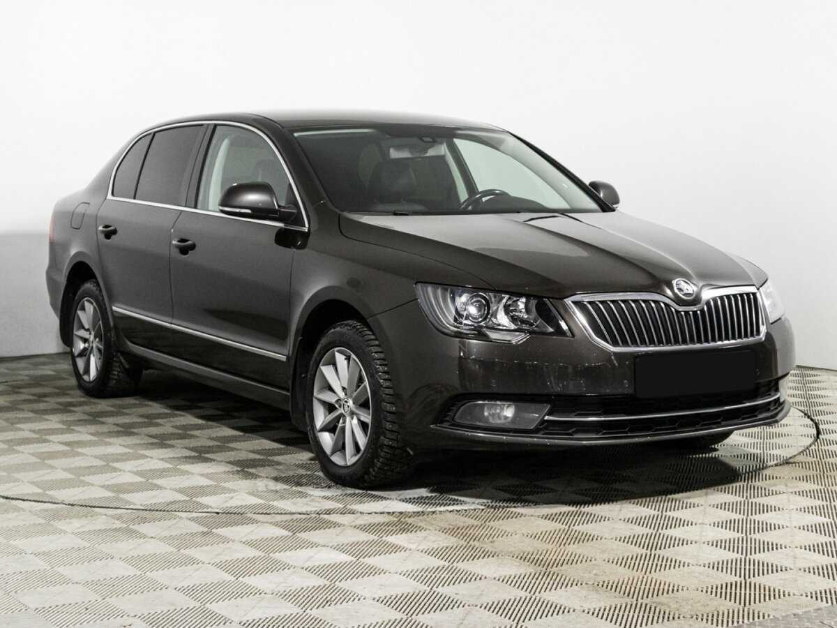 Skoda Superb б/у, 2014, Роботизированная. Фото: #2