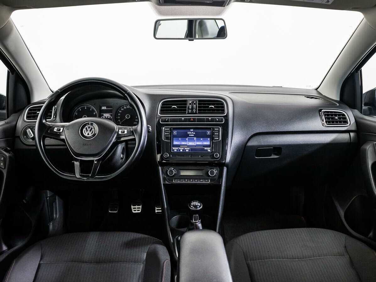 Volkswagen Polo б/у, 2017, Механическая. Фото: #12