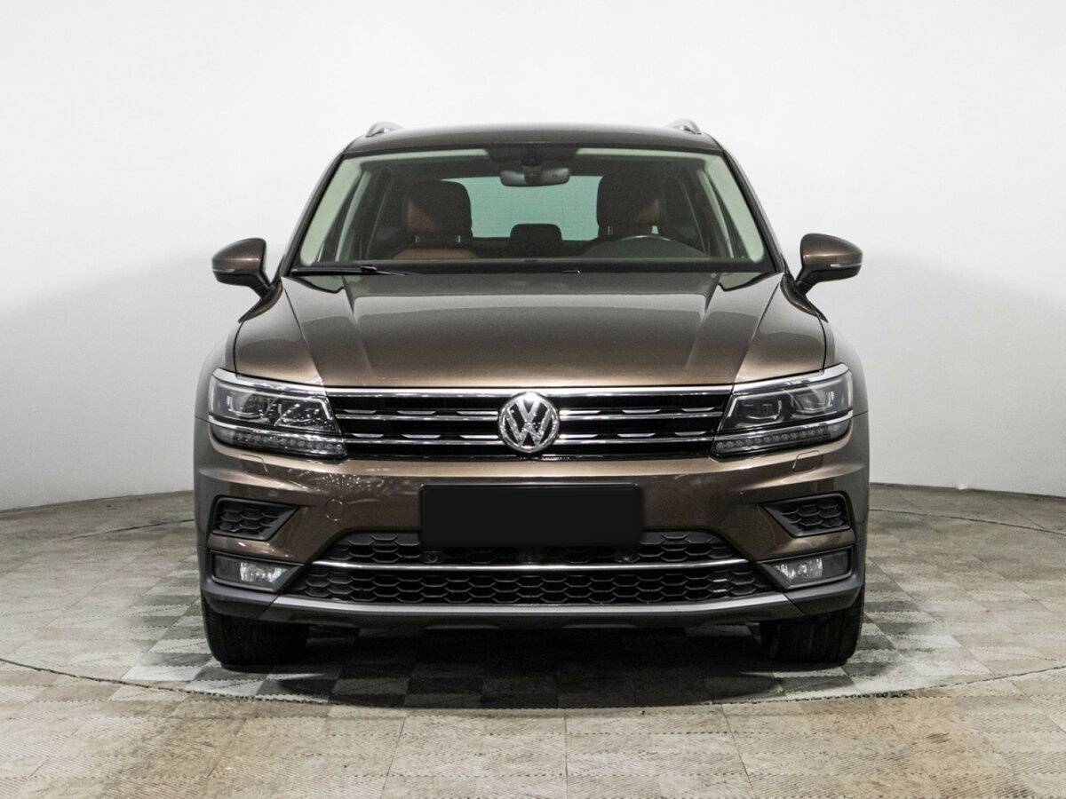 Volkswagen Tiguan б/у, 2017, Роботизированная. Фото: #1