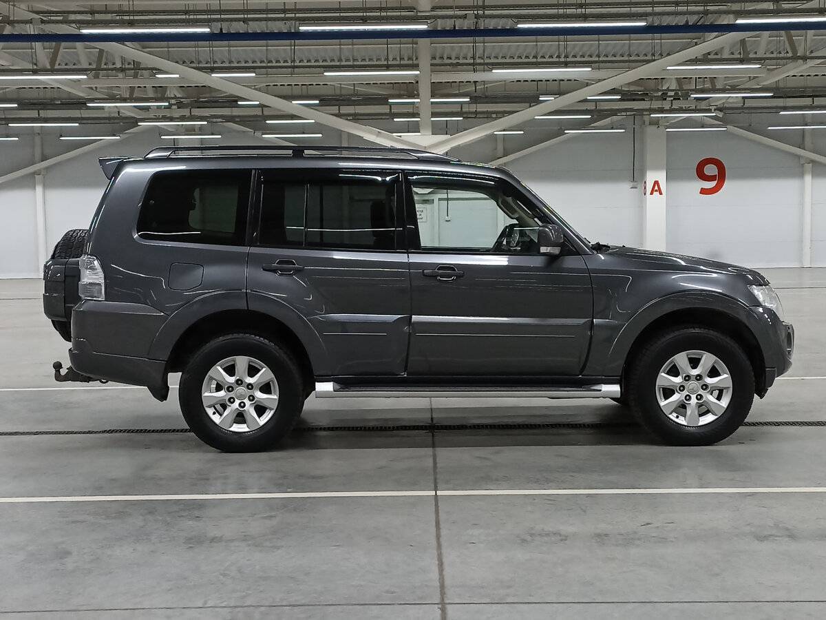 Mitsubishi Pajero б/у, 2012, Автоматическая. Фото: #3