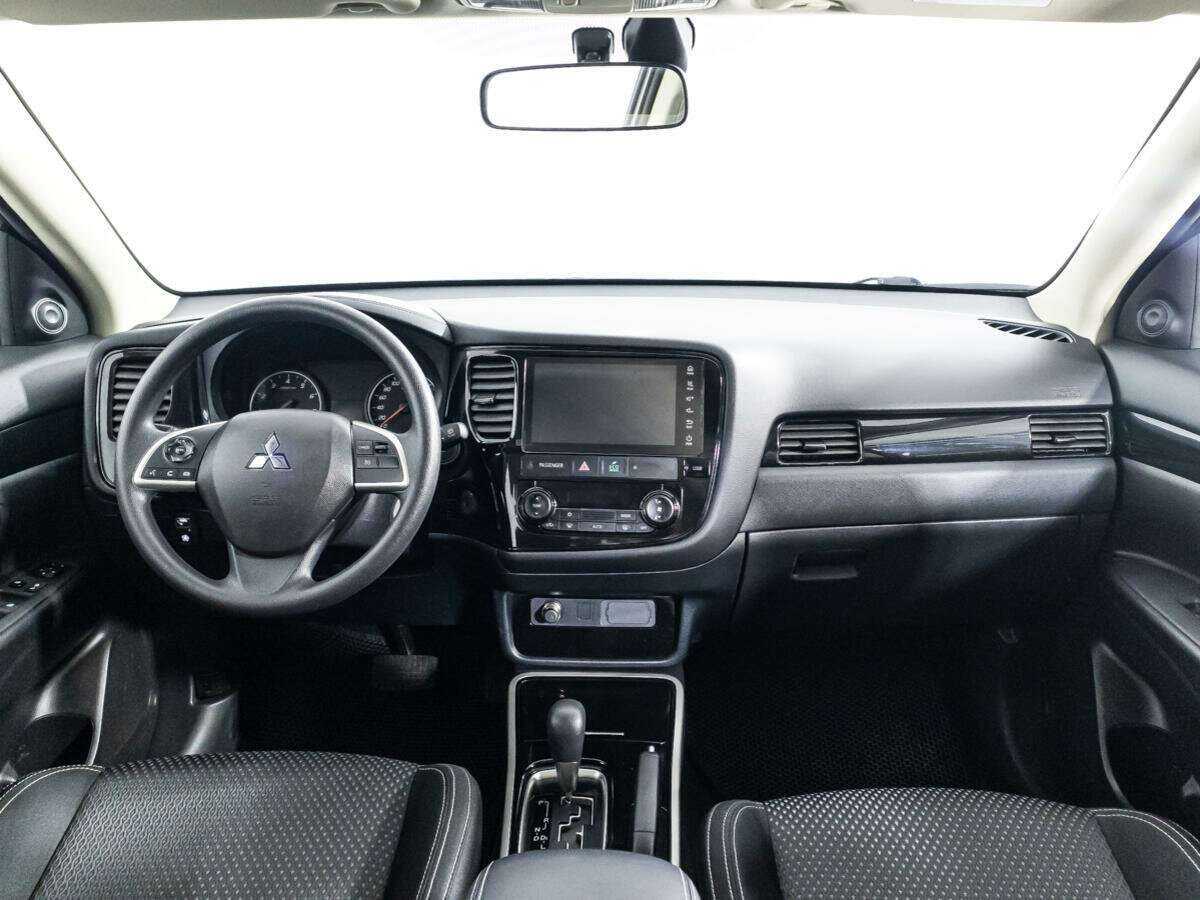 Mitsubishi Outlander б/у, 2022, Вариатор. Фото: #12