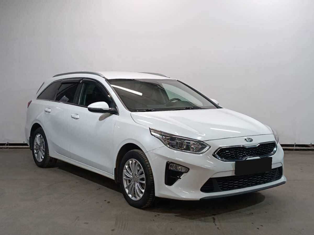 Kia Ceed б/у, 2021, Автоматическая. Фото: #2