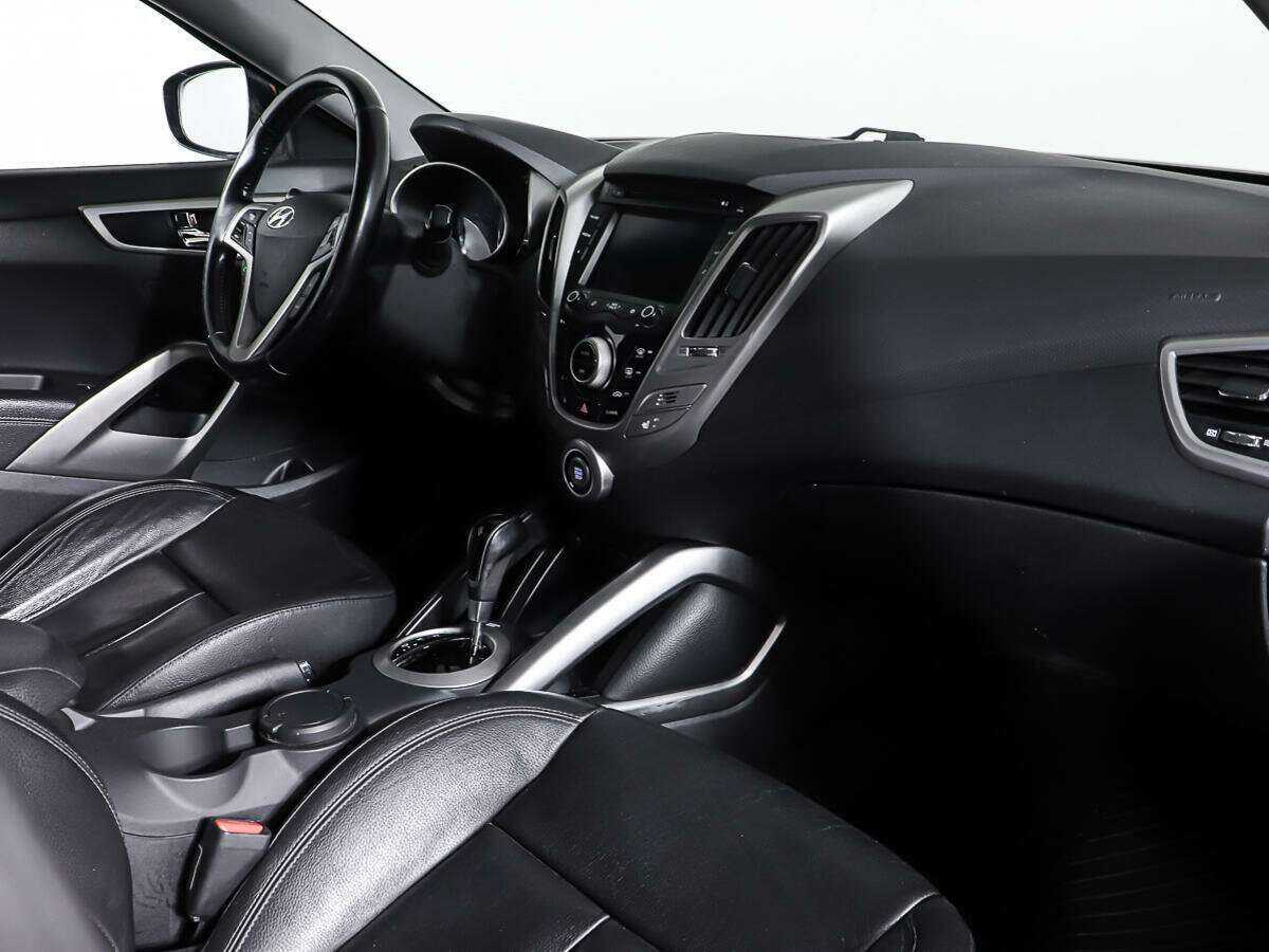 Hyundai Veloster б/у, 2014, Автоматическая. Фото: #2