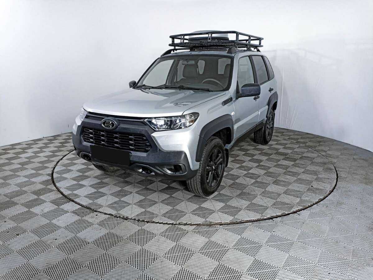 Lada (ВАЗ) Niva б/у, 2022, Механическая. Посмотреть фото
