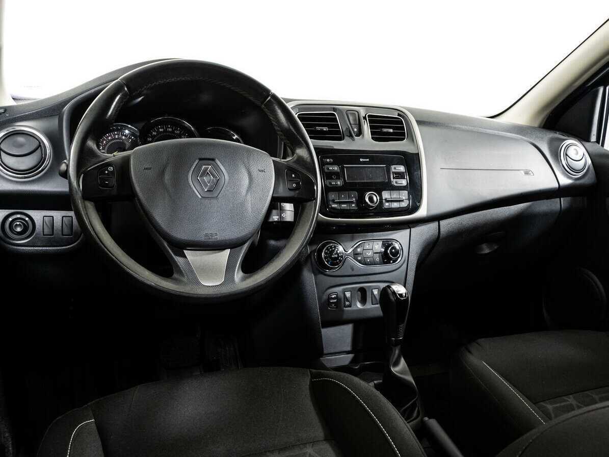 Renault Sandero б/у, 2017, Автоматическая. Фото: #10