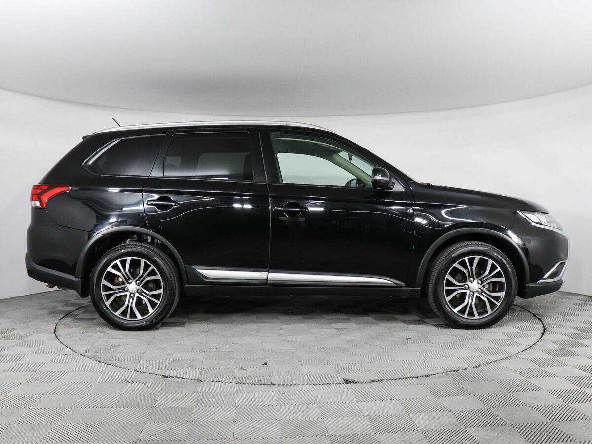 Mitsubishi Outlander б/у, 2016, Вариатор. Фото: #3