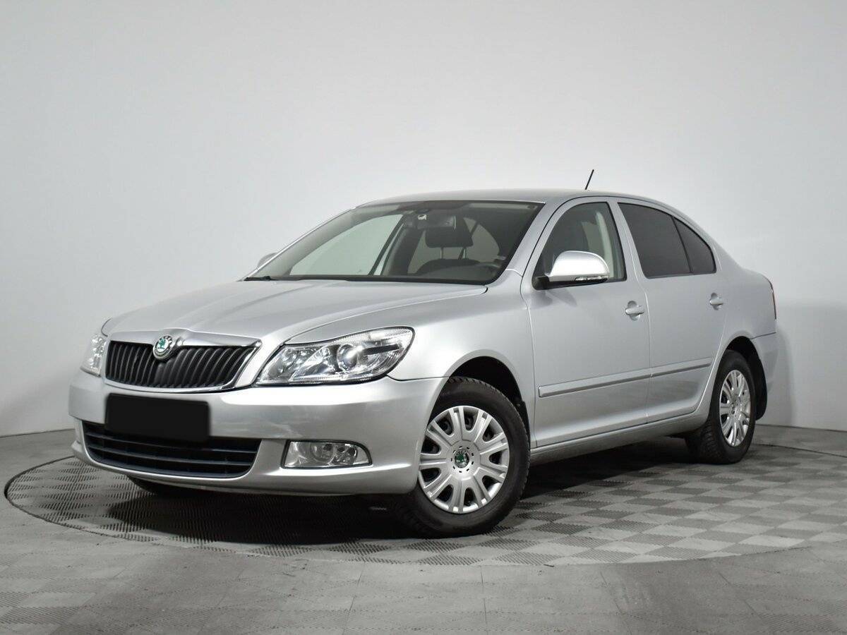 Skoda Octavia б/у, 2013, Механическая. Фото: #0