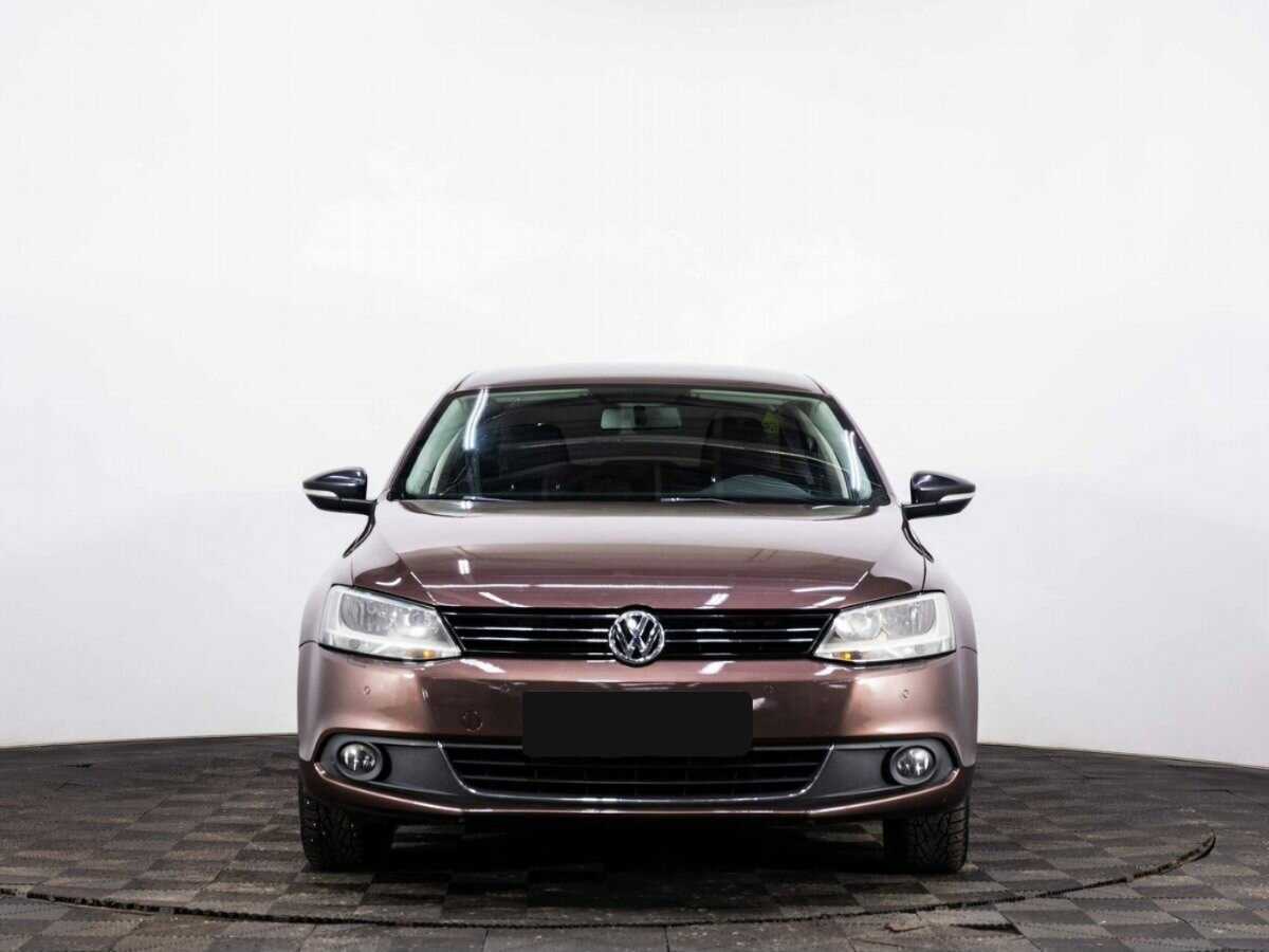 Volkswagen Jetta б/у, 2014, Механическая. Фото: #1