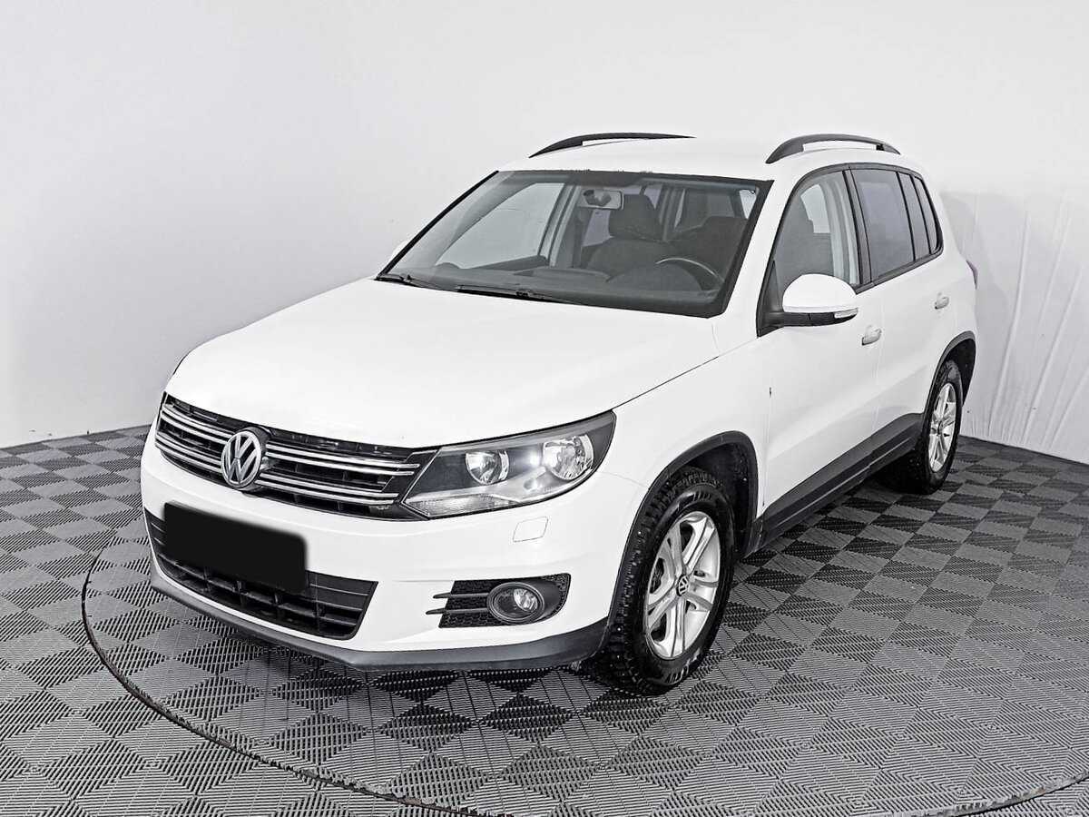 Volkswagen Tiguan б/у, 2013, Механическая. Посмотреть фото