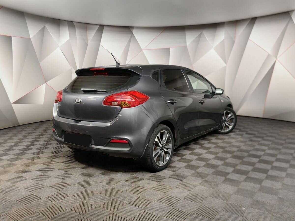 Kia Ceed б/у, 2014, Механическая. Фото: #1