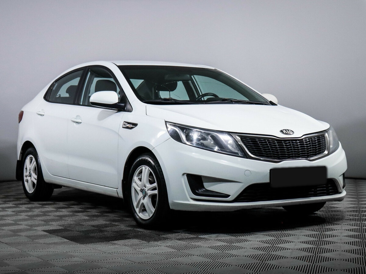 Kia Rio б/у, 2014, Автоматическая. Фото: #2