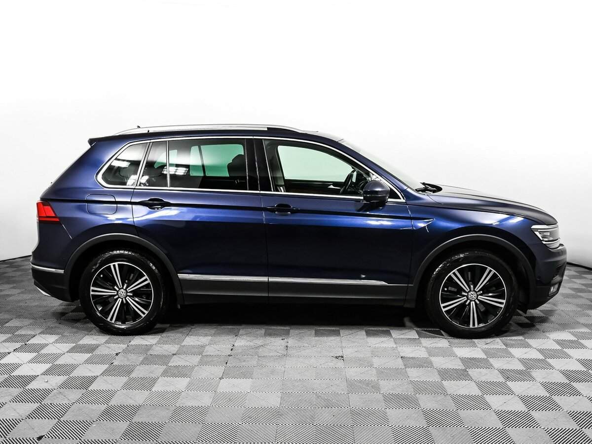 Volkswagen Tiguan б/у, 2017, Роботизированная. Фото: #3