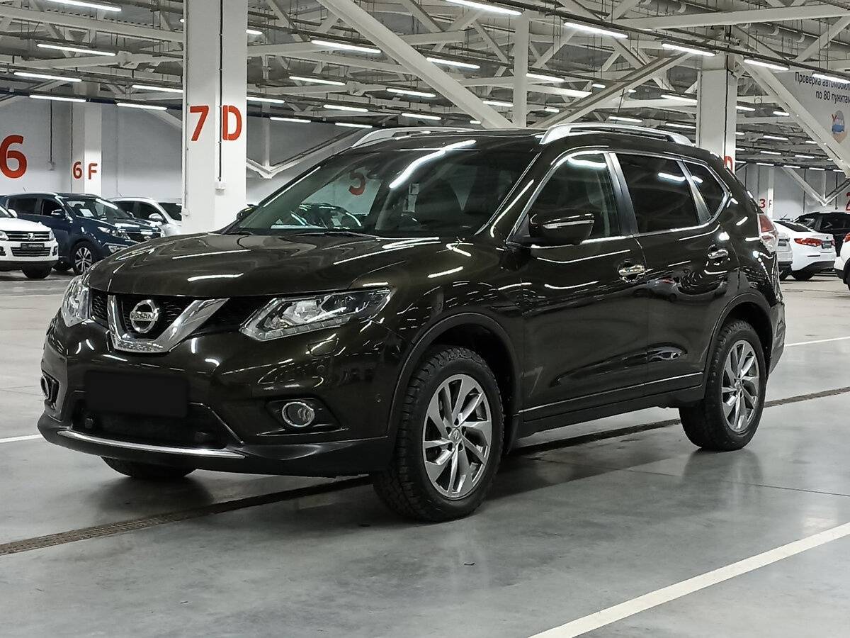 Nissan X-Trail б/у, 2015, Механическая. Посмотреть фото