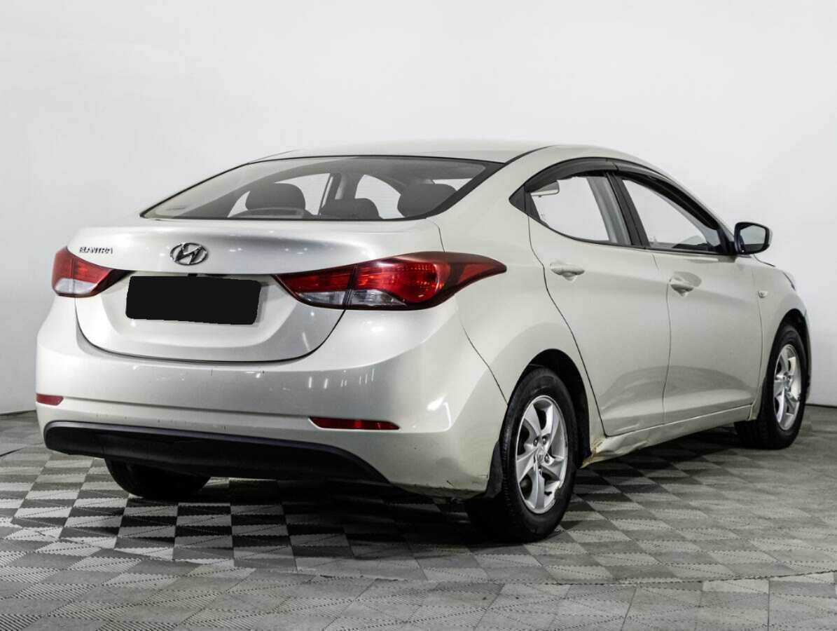 Hyundai Elantra б/у, 2015, Механическая. Фото: #4