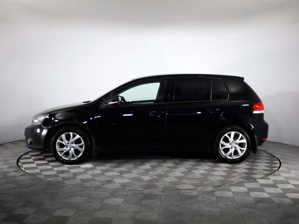 Volkswagen Golf б/у, 2012, Механическая. Фото: #1
