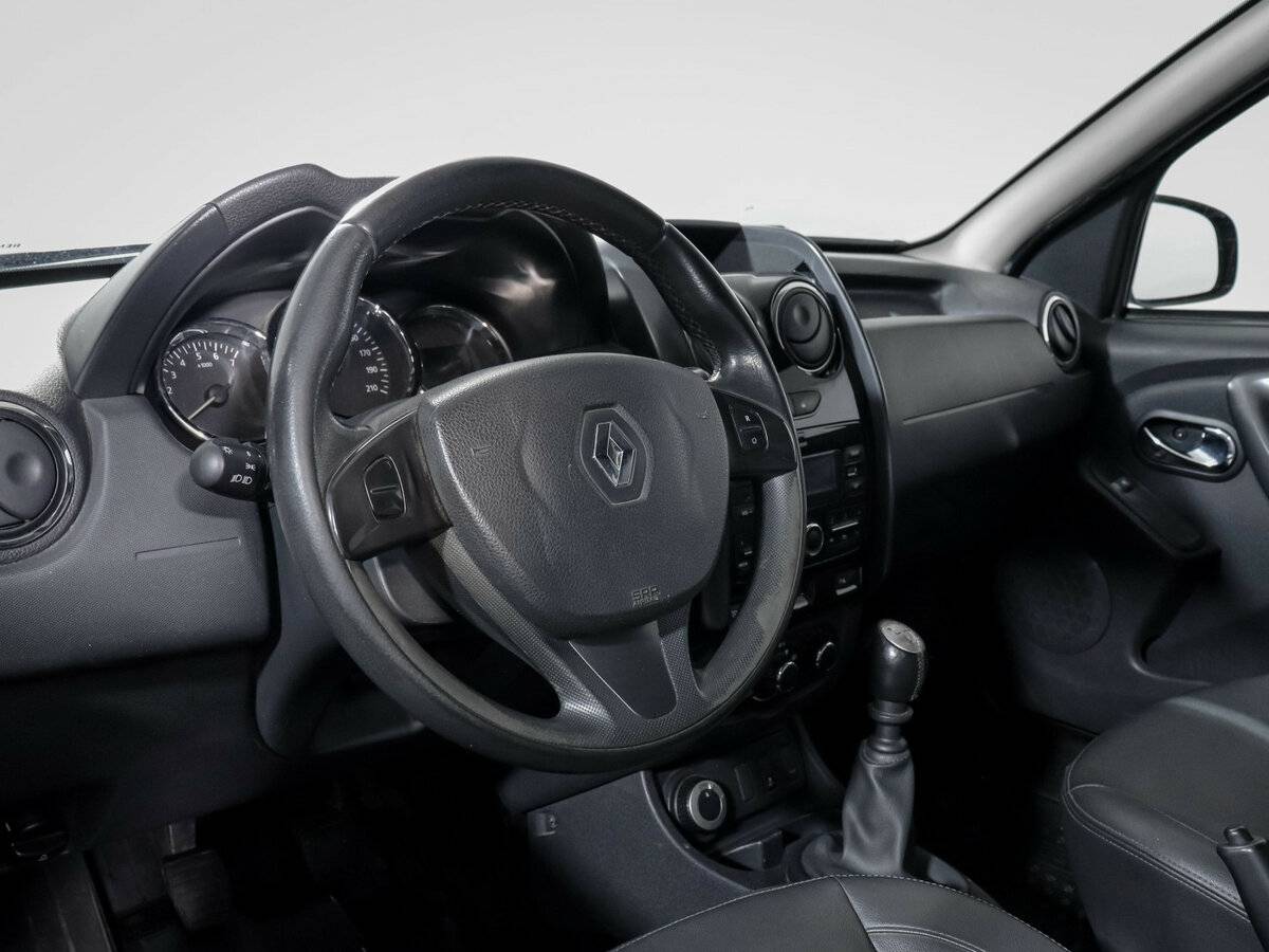 Renault Duster б/у, 2017, Механическая. Фото: #10