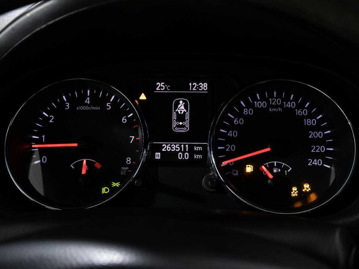 Nissan Qashqai+2 б/у, 2013, Механическая. Фото: #11