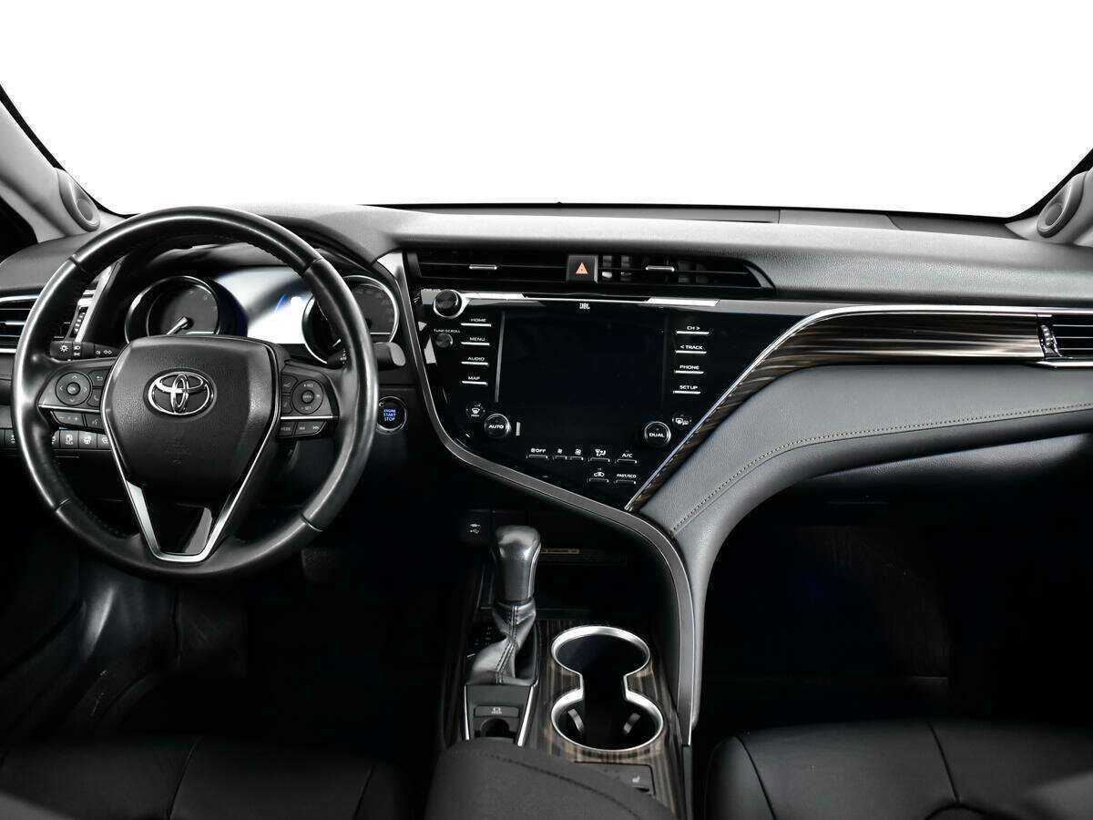 Toyota Camry б/у, 2020, Автоматическая. Фото: #11
