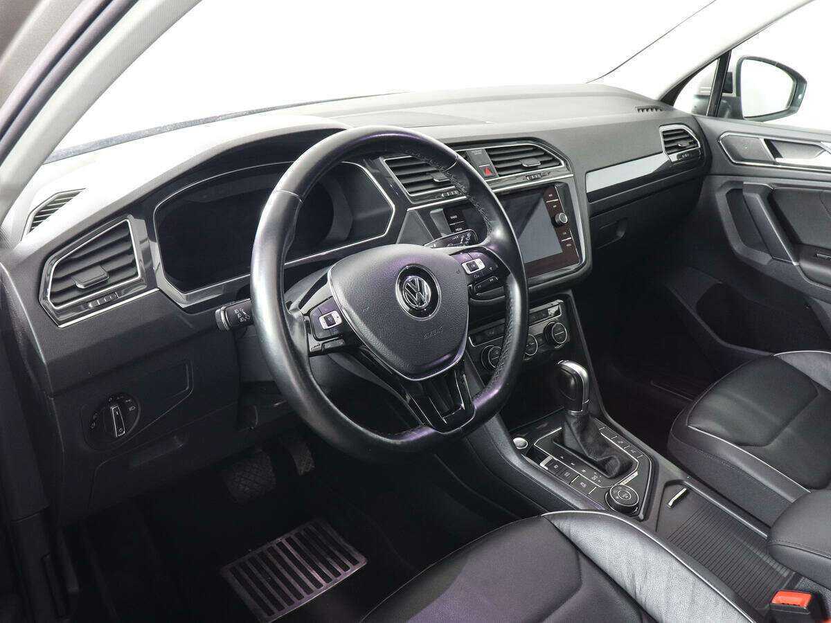 Volkswagen Tiguan б/у, 2017, Роботизированная. Фото: #8