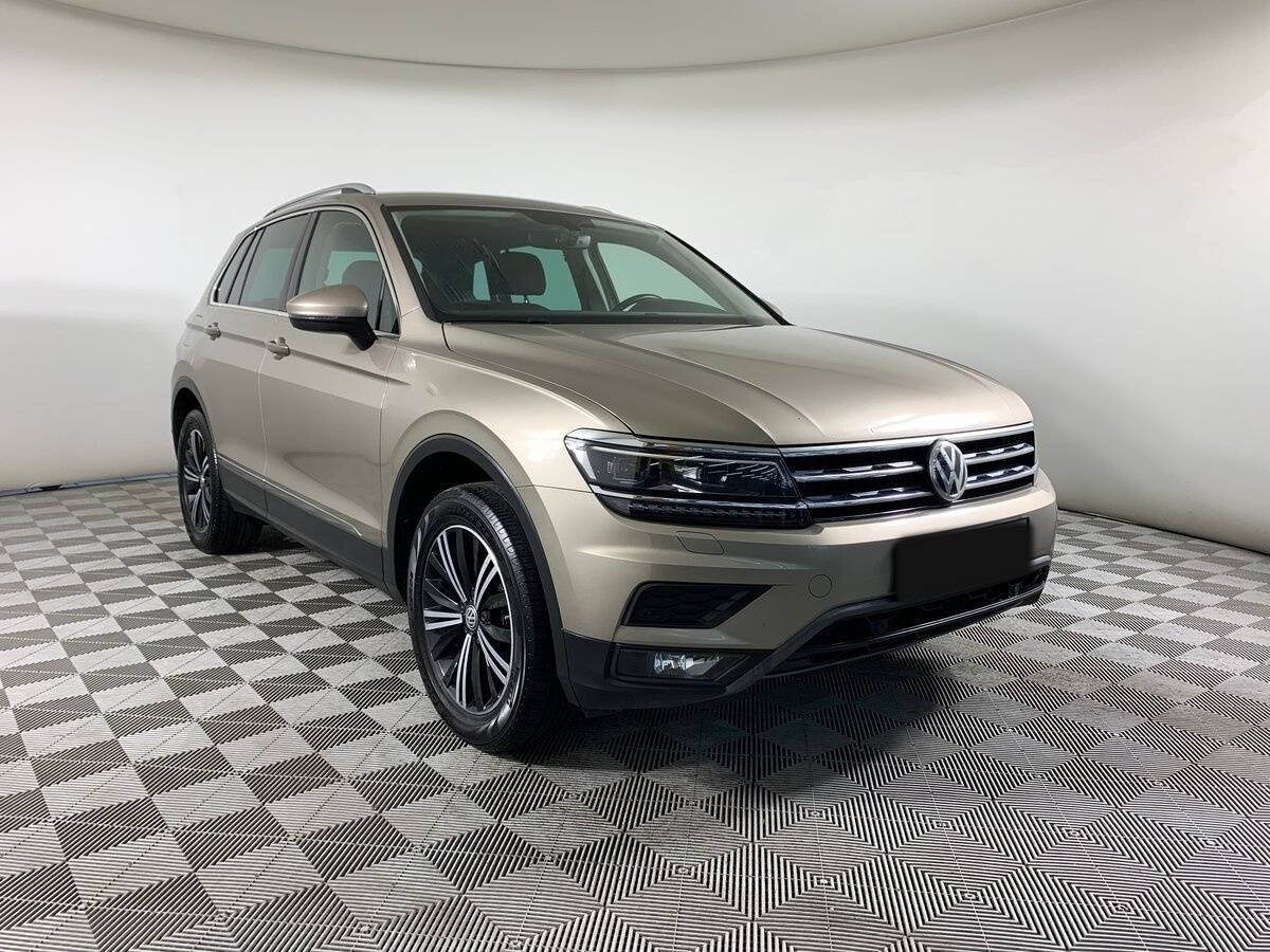 Volkswagen Tiguan б/у, 2018, Роботизированная. Фото: #2