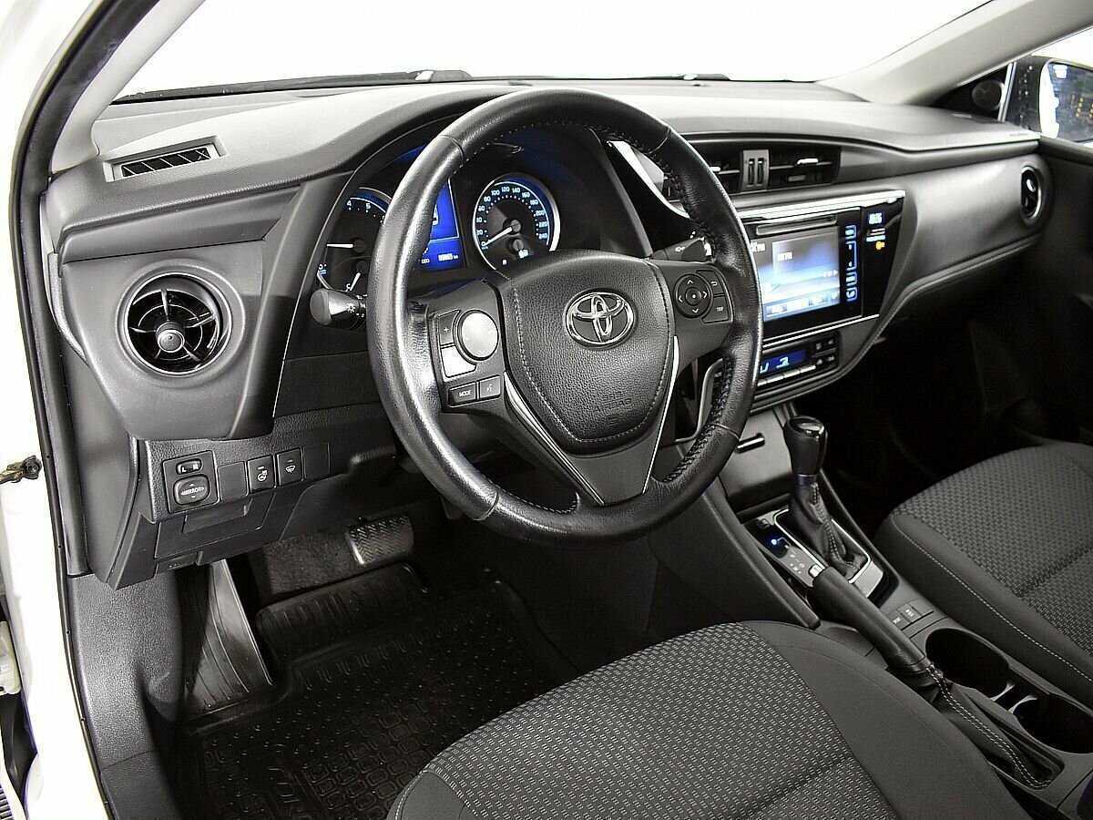 Toyota Corolla б/у, 2017, Вариатор. Фото: #6