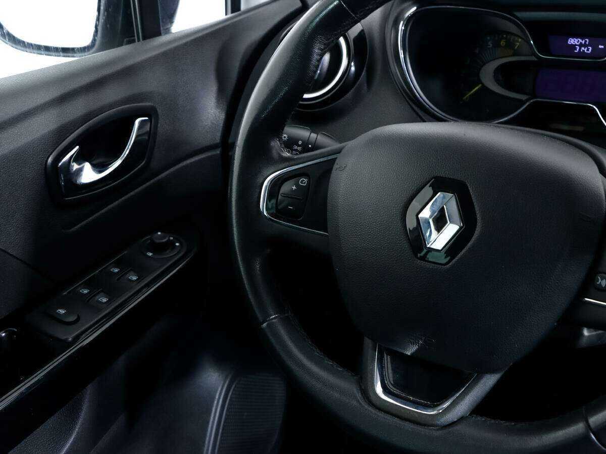 Renault Kaptur б/у, 2017, Автоматическая. Фото: #12