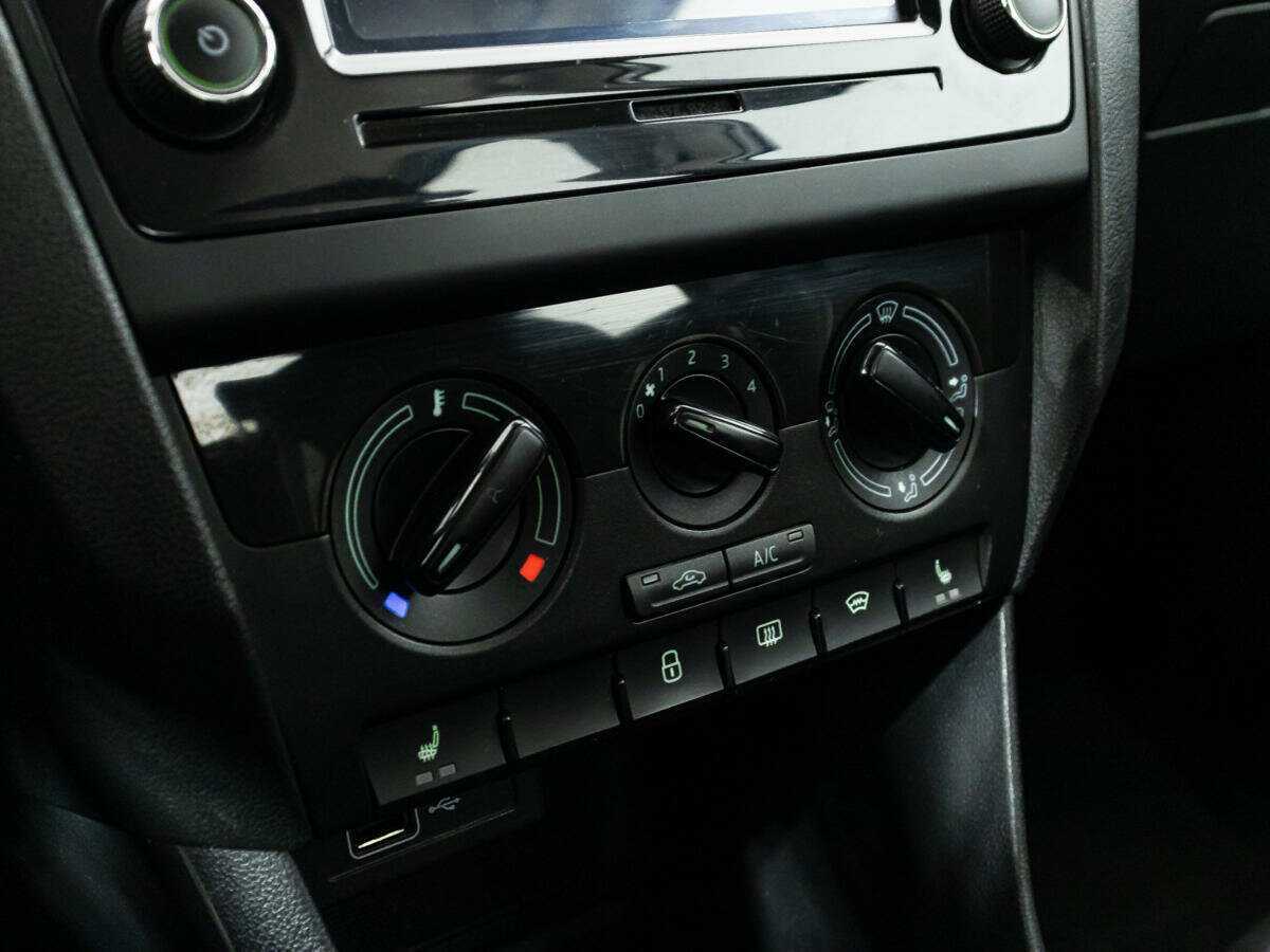Skoda Rapid б/у, 2018, Механическая. Фото: #15