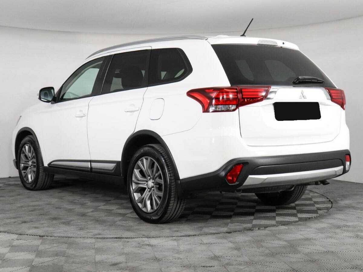 Mitsubishi Outlander б/у, 2015, Вариатор. Фото: #6