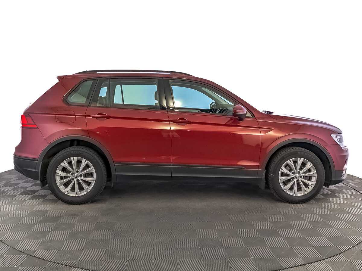 Volkswagen Tiguan б/у, 2020, Роботизированная. Фото: #3