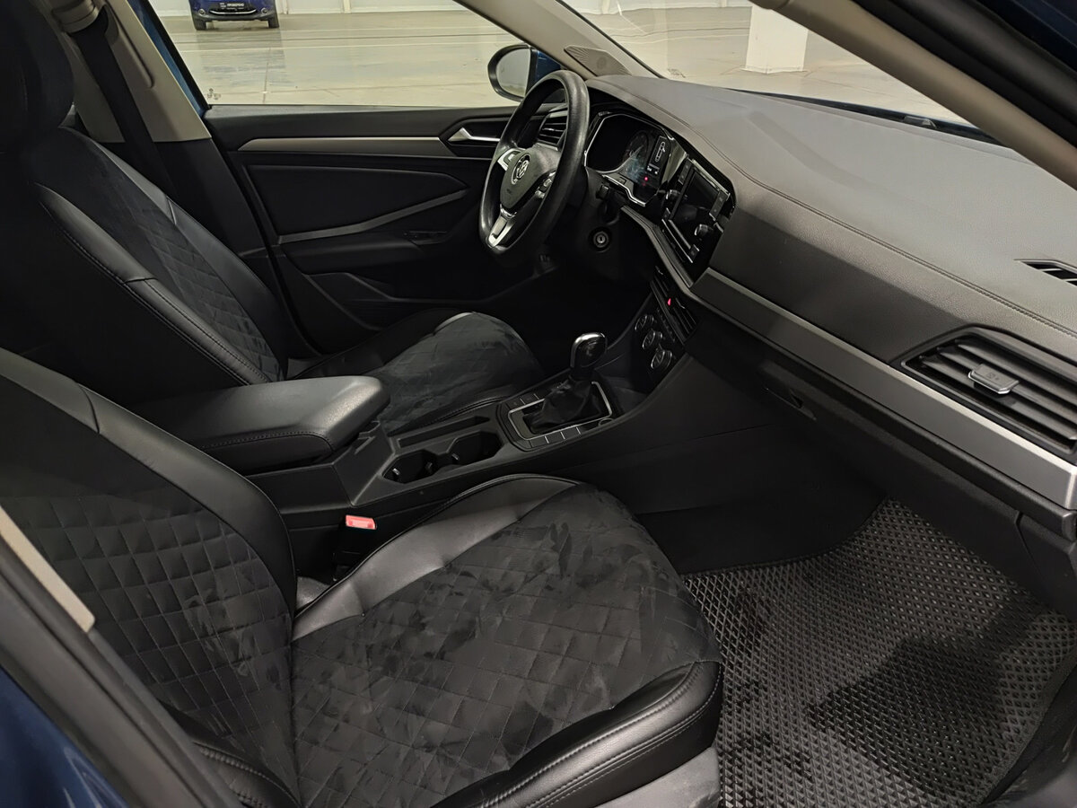 Volkswagen Jetta б/у, 2019, Автоматическая. Фото: #10