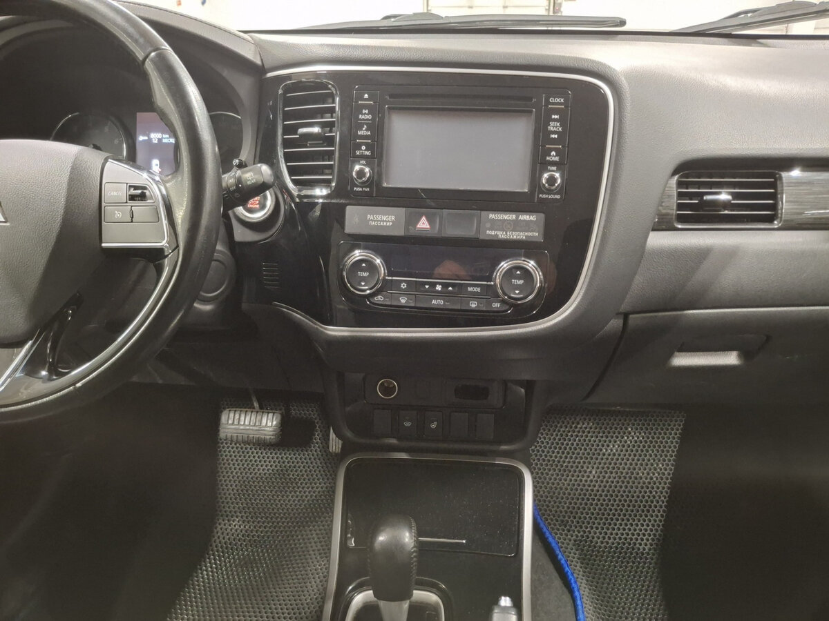 Mitsubishi Outlander б/у, 2017, Вариатор. Фото: #13