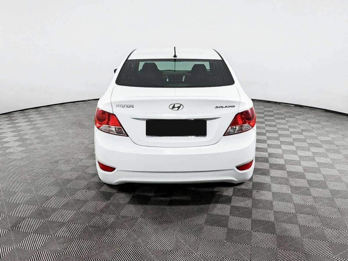 Hyundai Solaris б/у, 2013, Автоматическая. Фото: #5