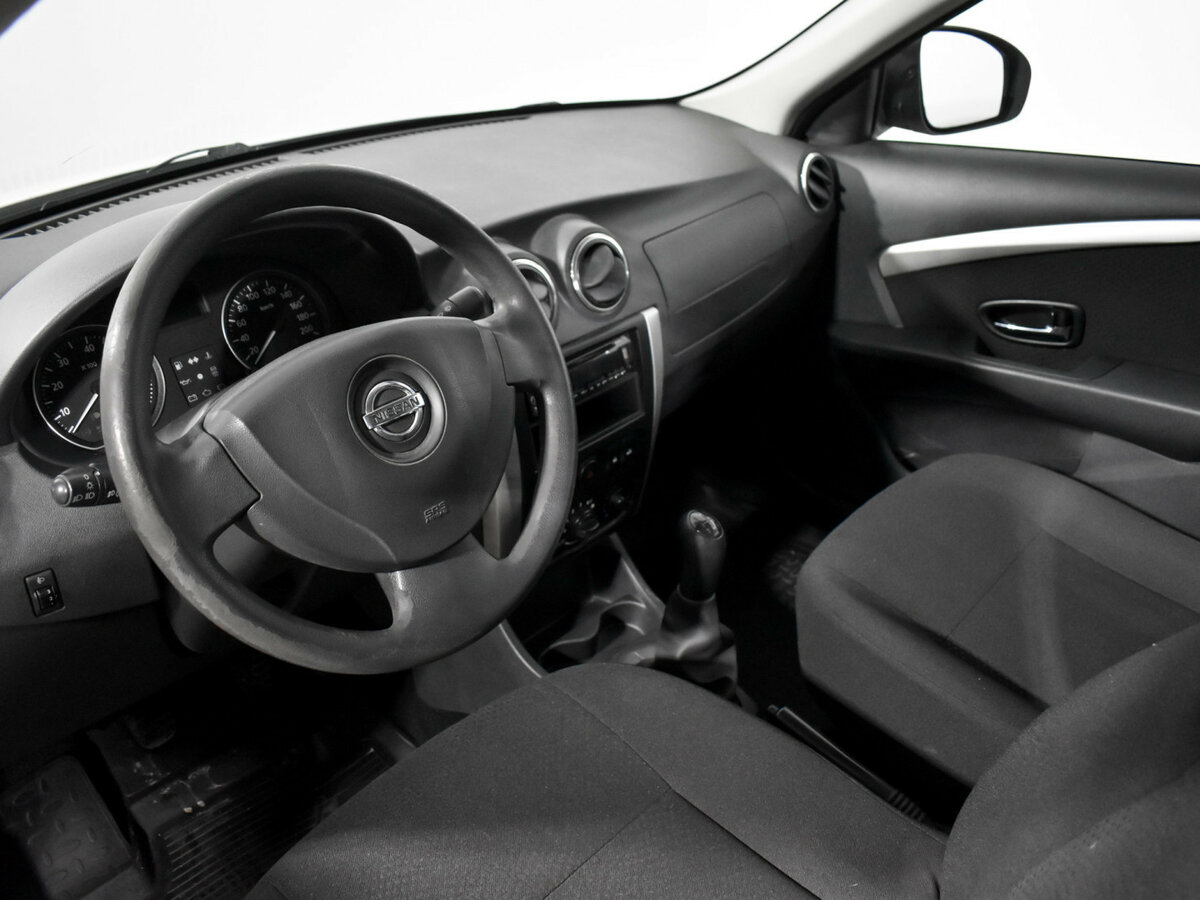 Nissan Almera б/у, 2013, Механическая. Фото: #6