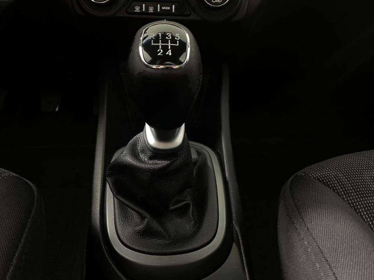 Kia Rio б/у, 2013, Механическая. Фото: #12