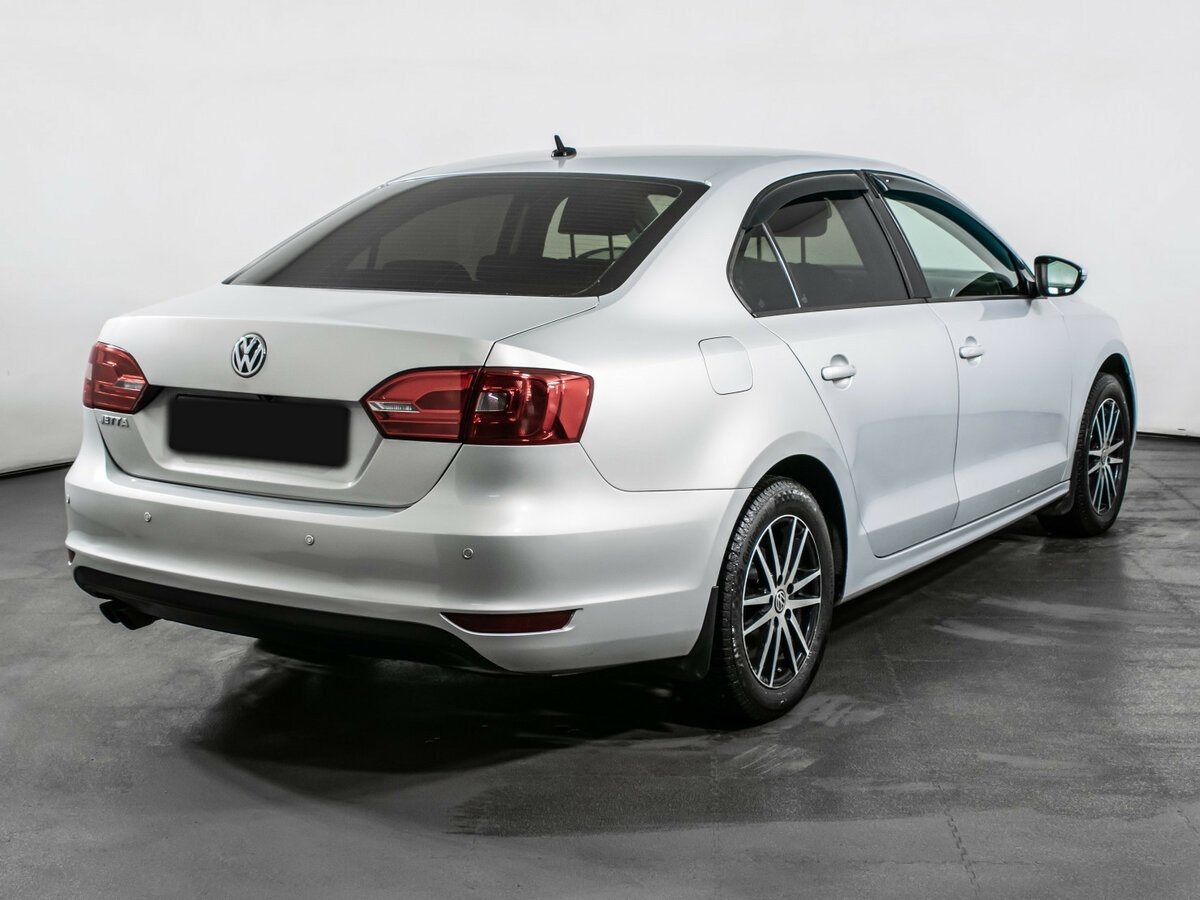 Volkswagen Jetta б/у, 2012, Механическая. Фото: #4
