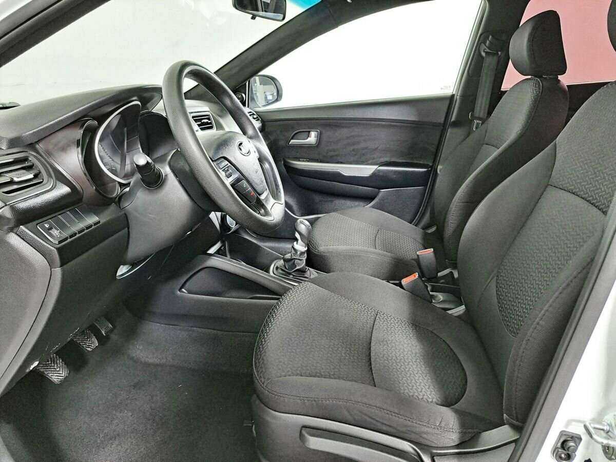 Kia Rio б/у, 2015, Механическая. Фото: #13