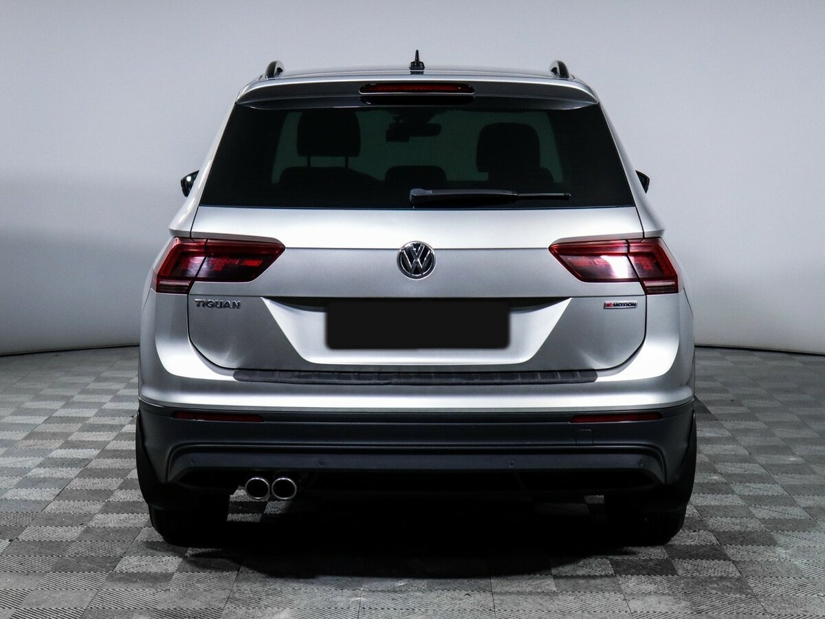 Volkswagen Tiguan б/у, 2020, Роботизированная. Фото: #4